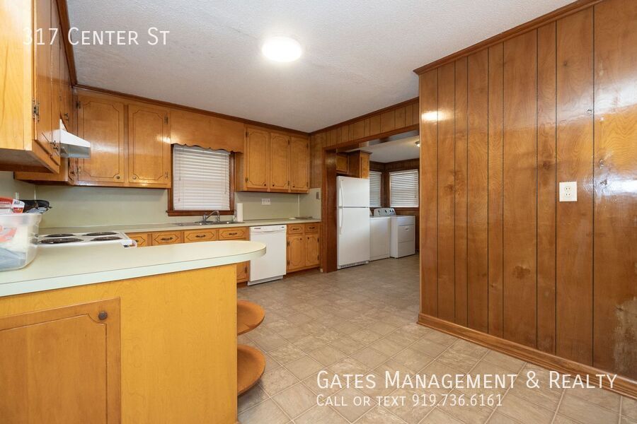 Classic Brick Ranch in Efland property image