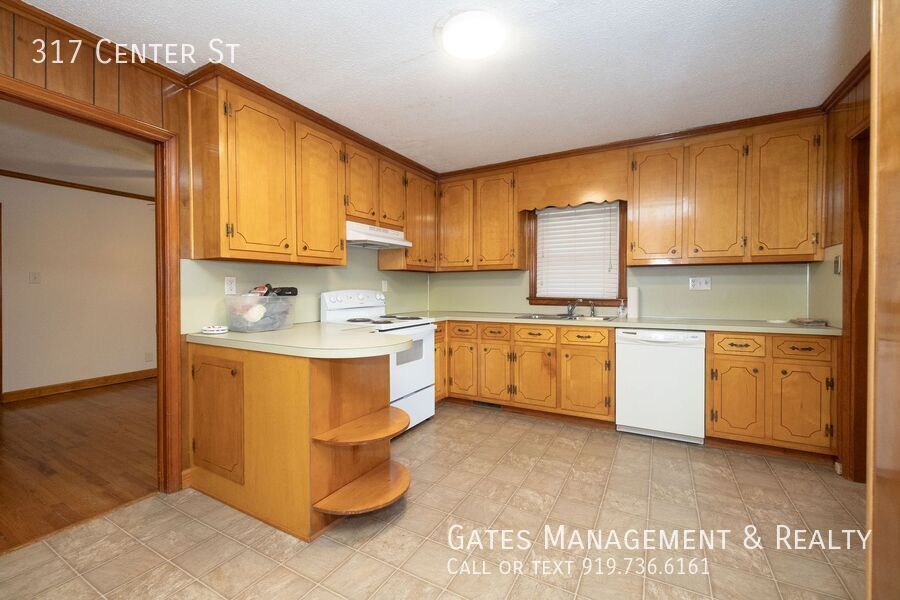 Classic Brick Ranch in Efland property image