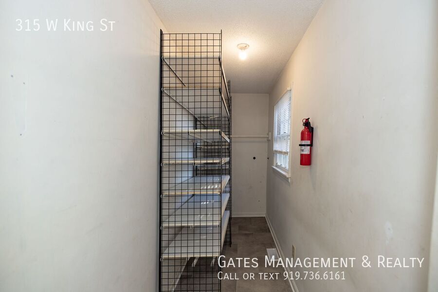 Spacious Home in Historic Hillsborough property image