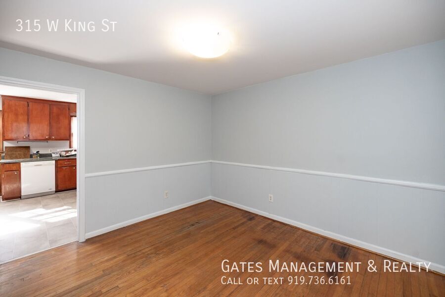 Spacious Home in Historic Hillsborough property image