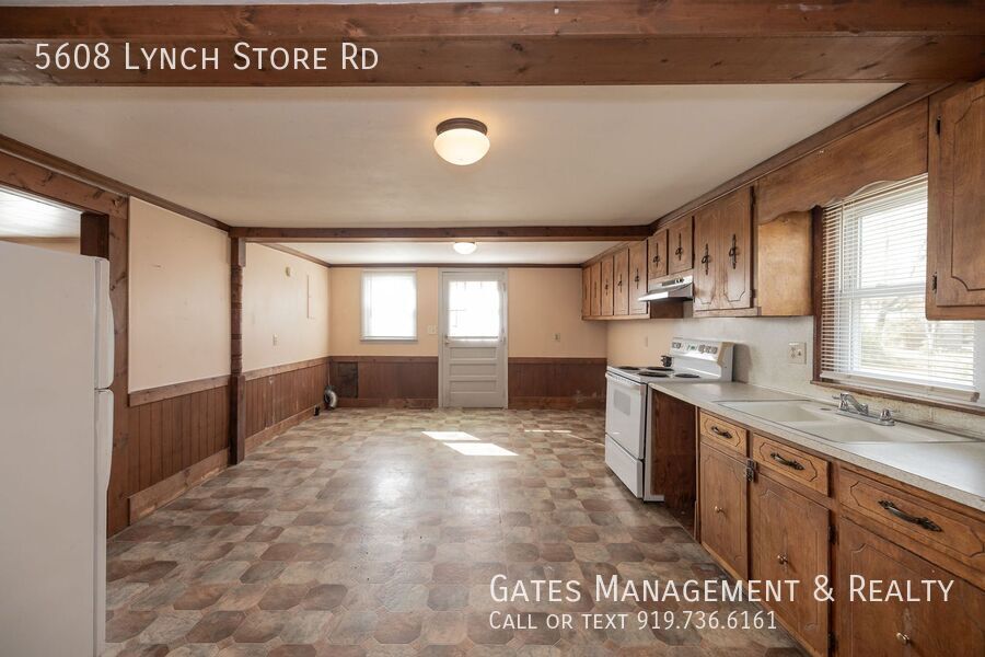 Nostalgic Farmhouse in the Country property image