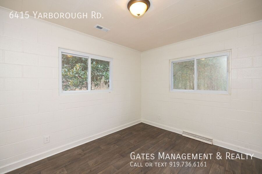 The Red House in the Big Woods property image