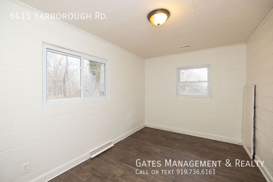 The Red House in the Big Woods property image