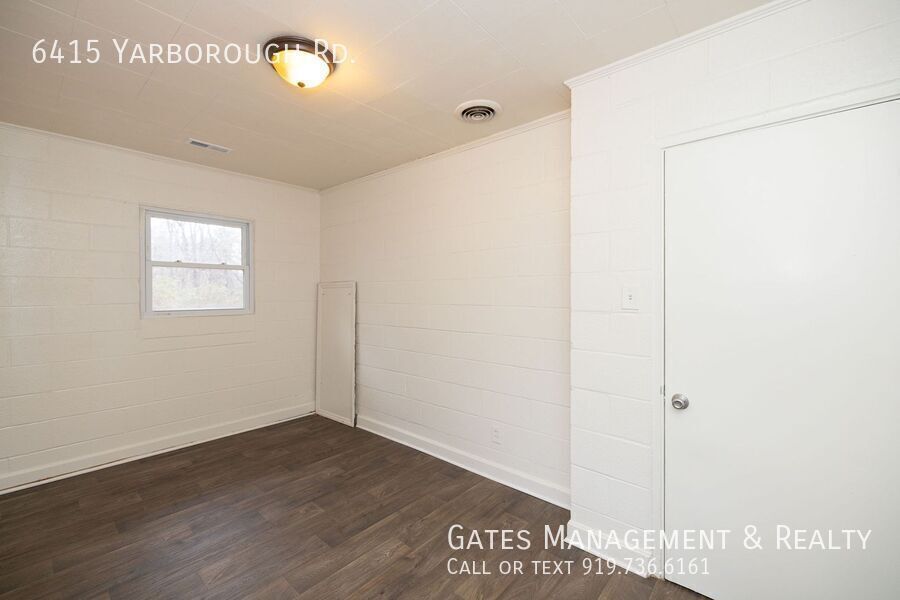 The Red House in the Big Woods property image