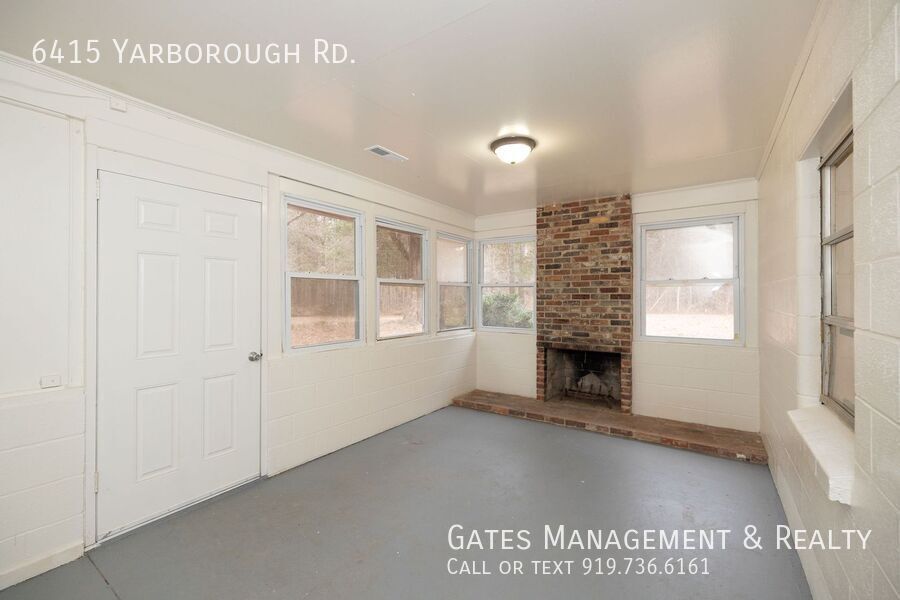 The Red House in the Big Woods property image