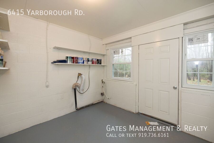 The Red House in the Big Woods property image