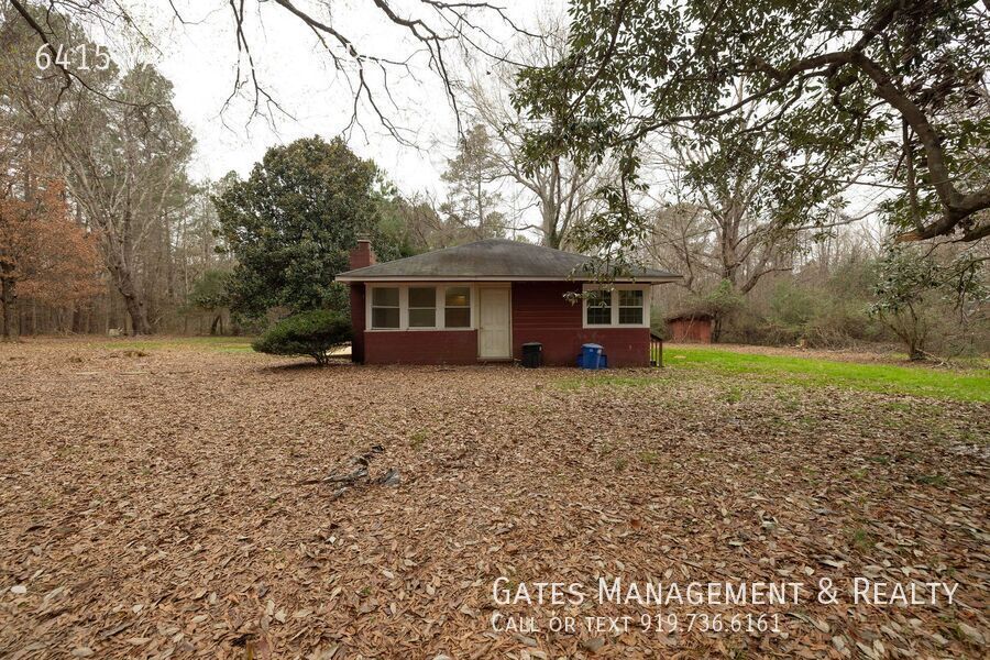 The Red House in the Big Woods property image