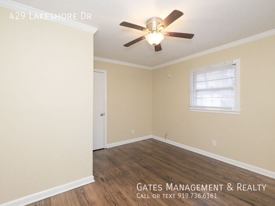 3 bedroom/2 bath Brick Home in Historic Hillsborough property image