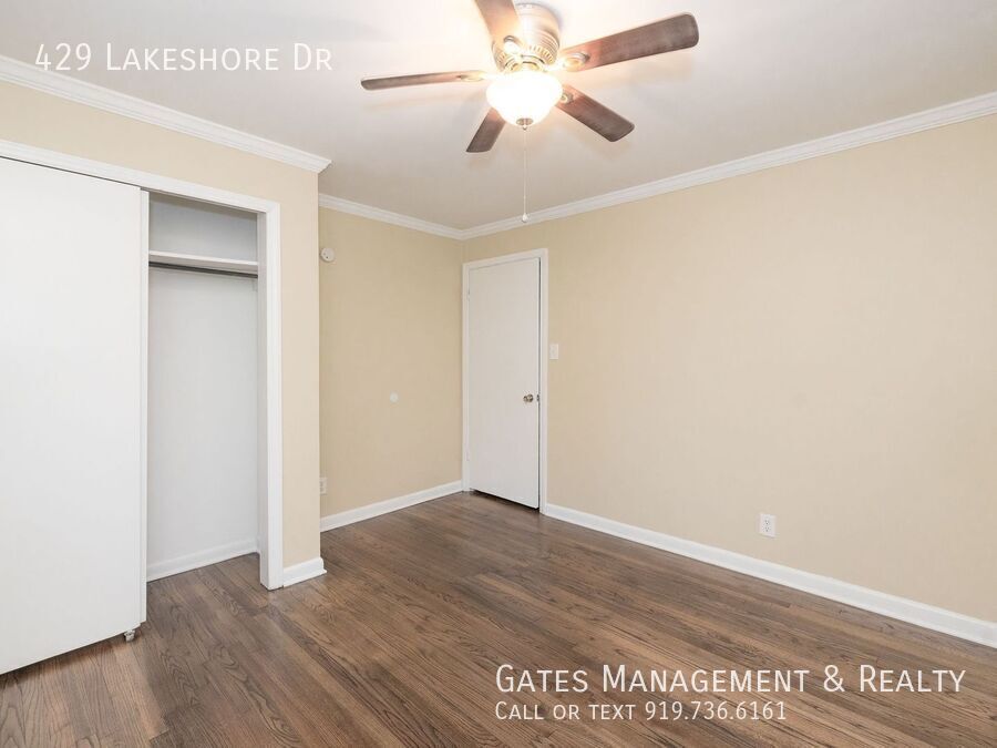 3 bedroom/2 bath Brick Home in Historic Hillsborough property image