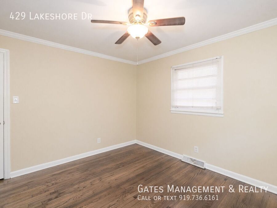 3 bedroom/2 bath Brick Home in Historic Hillsborough property image