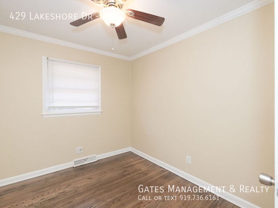 3 bedroom/2 bath Brick Home in Historic Hillsborough property image