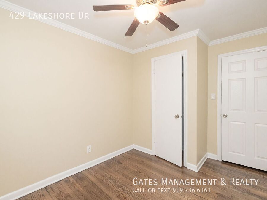 3 bedroom/2 bath Brick Home in Historic Hillsborough property image