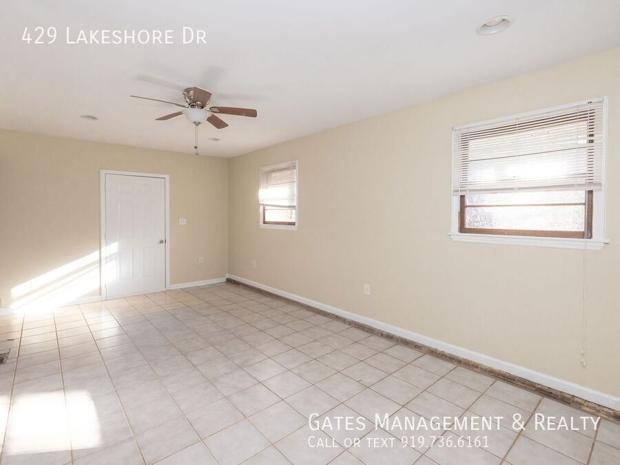 3 bedroom/2 bath Brick Home in Historic Hillsborough property image