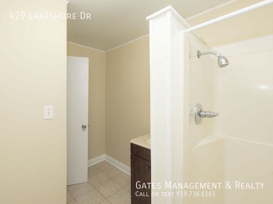 3 bedroom/2 bath Brick Home in Historic Hillsborough property image