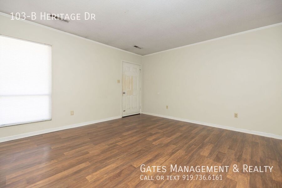 Tidy Duplex Apartment in Mebane property image