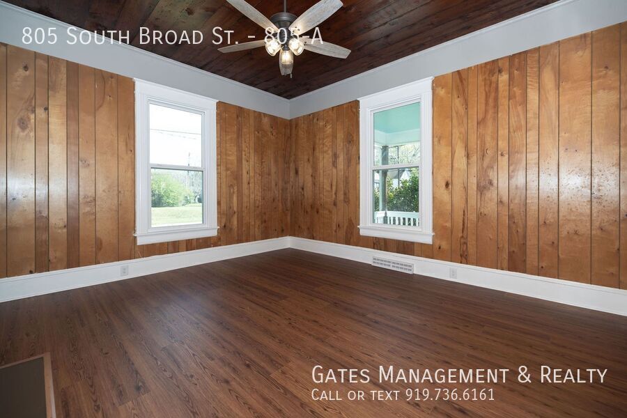 Unique Duplex Apartment in Burlington property image