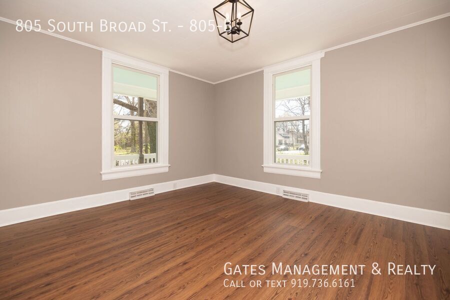 Duplex Apartment in Historic Home-Burlington property image