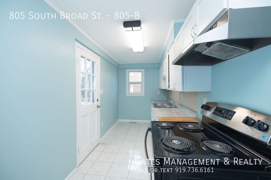 Duplex Apartment in Historic Home-Burlington property image