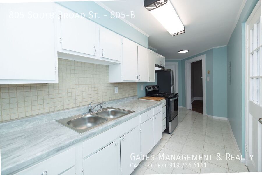 Duplex Apartment in Historic Home-Burlington property image