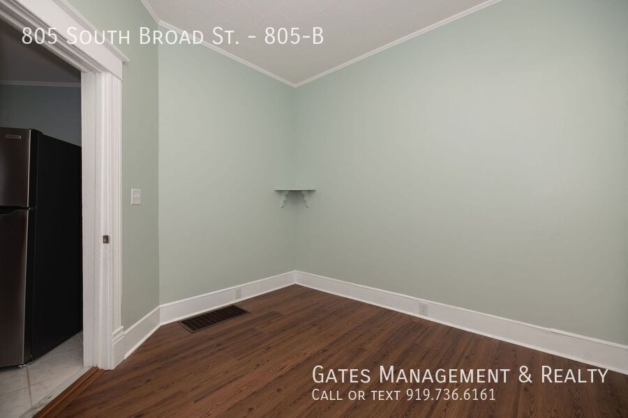 Duplex Apartment in Historic Home-Burlington property image