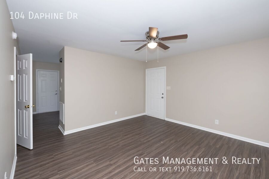 Quiet Duplex Close to Downtown Hillsborough property image