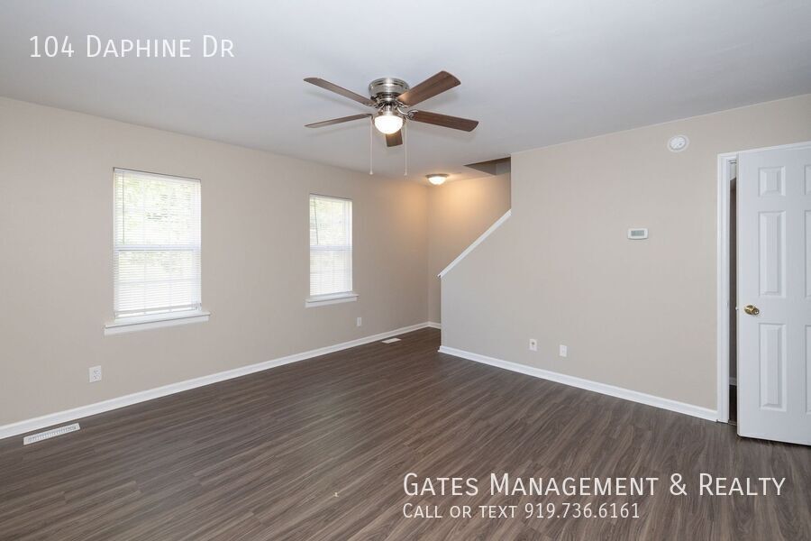 Quiet Duplex Close to Downtown Hillsborough property image