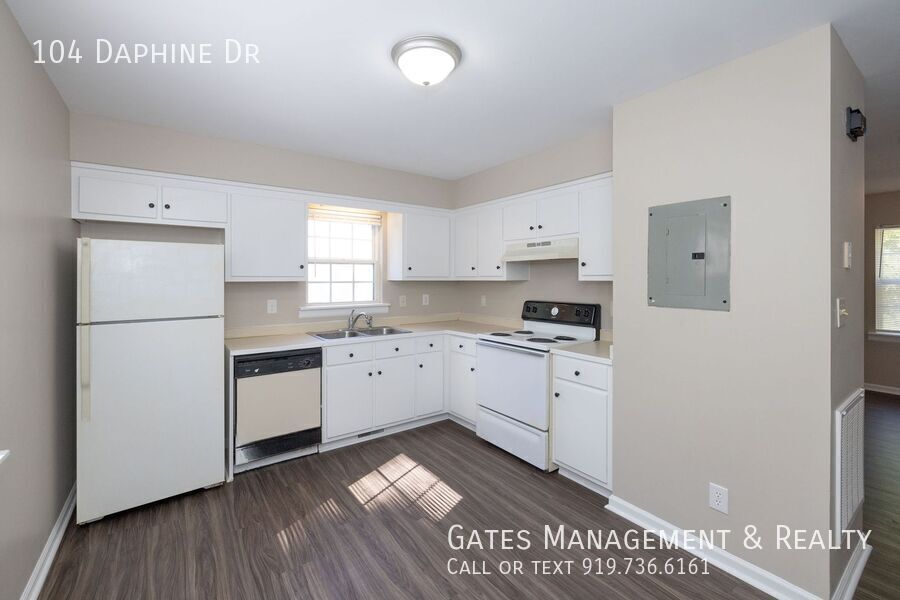 Quiet Duplex Close to Downtown Hillsborough property image