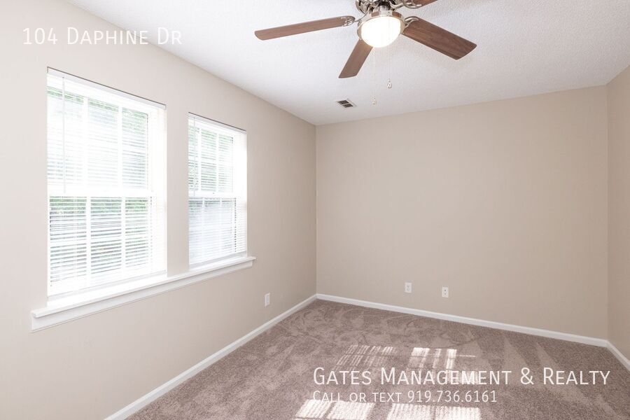 Quiet Duplex Close to Downtown Hillsborough property image