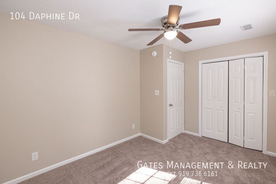 Quiet Duplex Close to Downtown Hillsborough property image