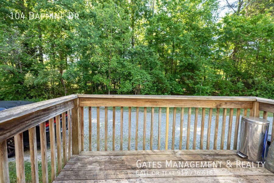 Quiet Duplex Close to Downtown Hillsborough property image