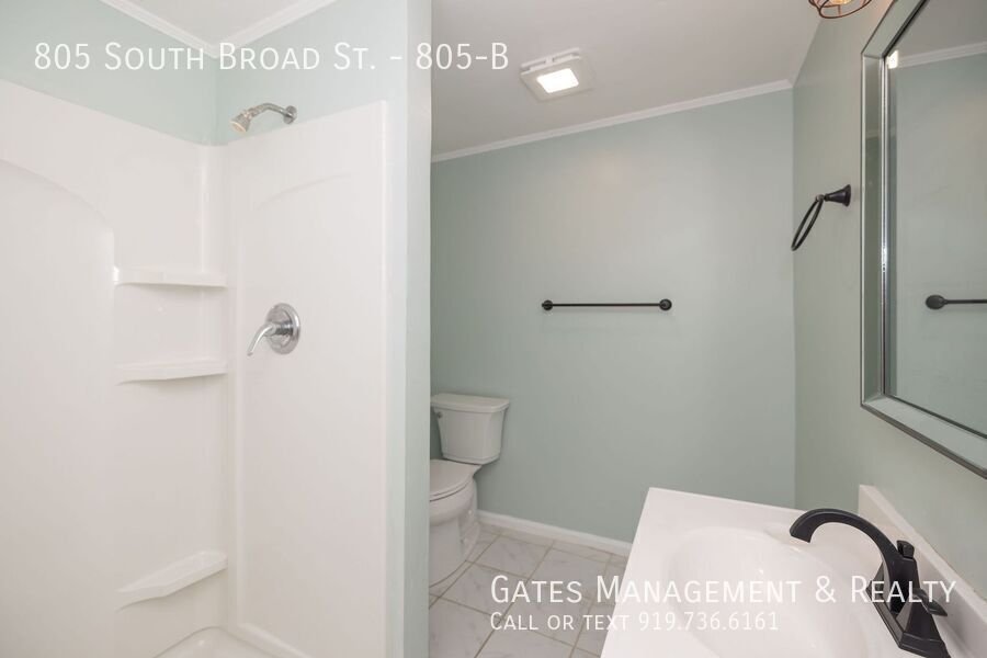 Duplex Apartment in Historic Home-Burlington property image