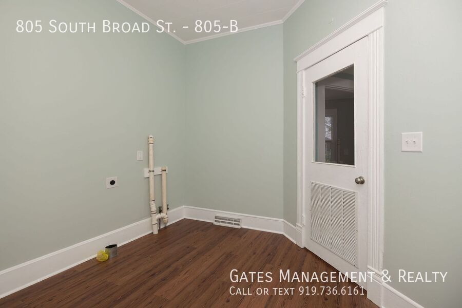 Duplex Apartment in Historic Home-Burlington property image