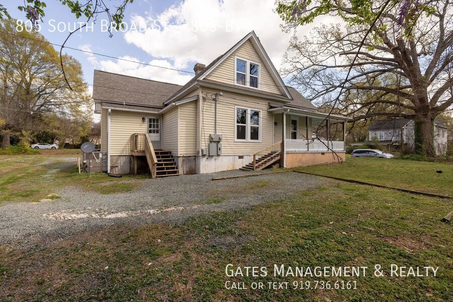 Duplex Apartment in Historic Home-Burlington property image
