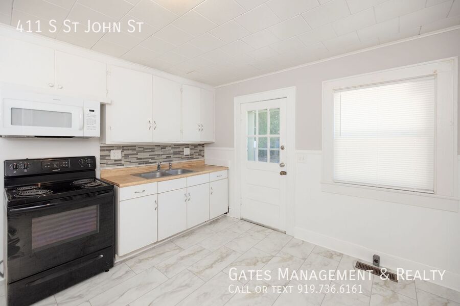 Newly Refreshed Duplex in Burlington! property image