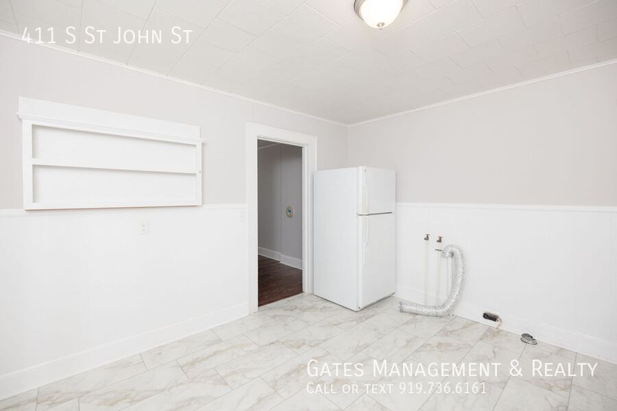 Newly Refreshed Duplex in Burlington! property image