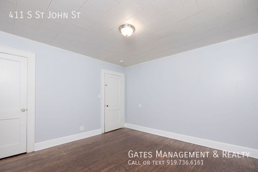 Newly Refreshed Duplex in Burlington! property image
