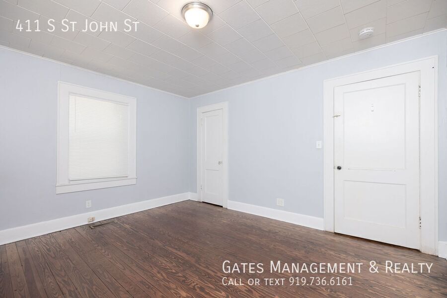 Newly Refreshed Duplex in Burlington! property image