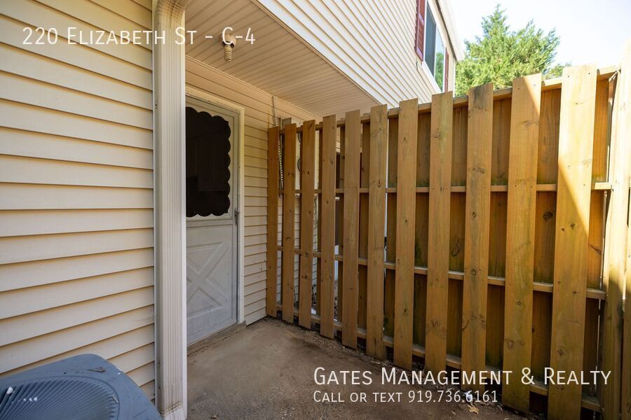 Newly Updated Chapel Hill Condo in Village Green Community! property image