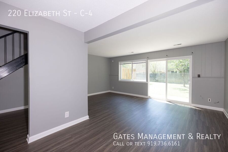 Newly Updated Chapel Hill Condo in Village Green Community! property image