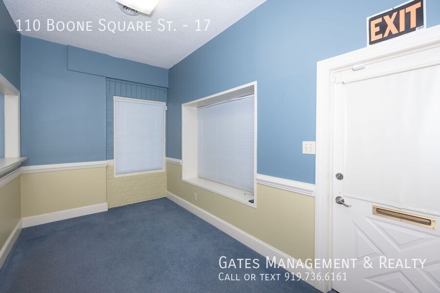 Retail/Office Space in Popular Boone Square property image