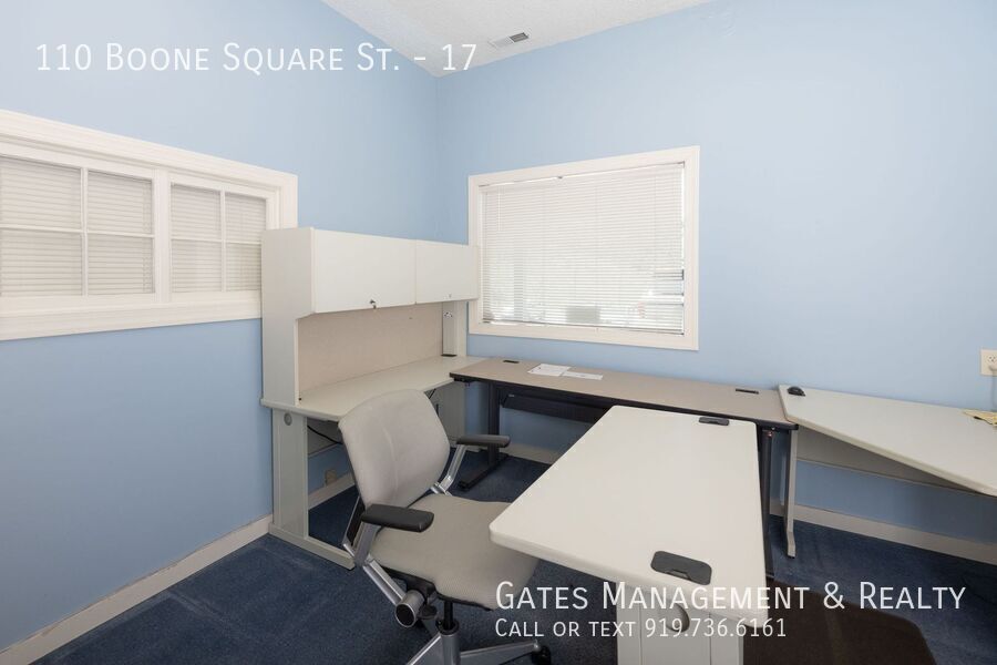 Retail/Office Space in Popular Boone Square property image