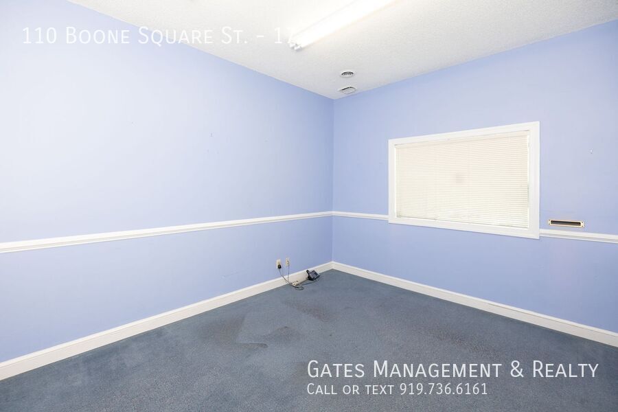 Retail/Office Space in Popular Boone Square property image