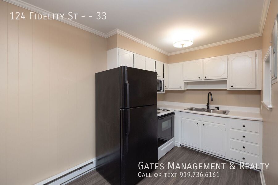 Newly Renovated Carrboro apartment convenient to everything property image