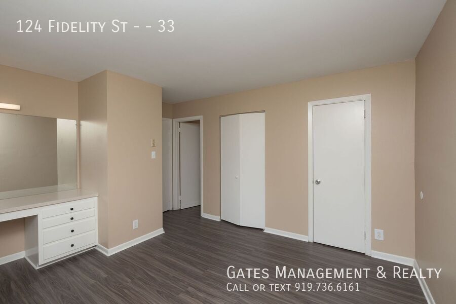 Newly Renovated Carrboro apartment convenient to everything property image