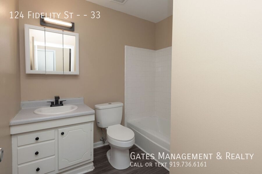 Newly Renovated Carrboro apartment convenient to everything property image