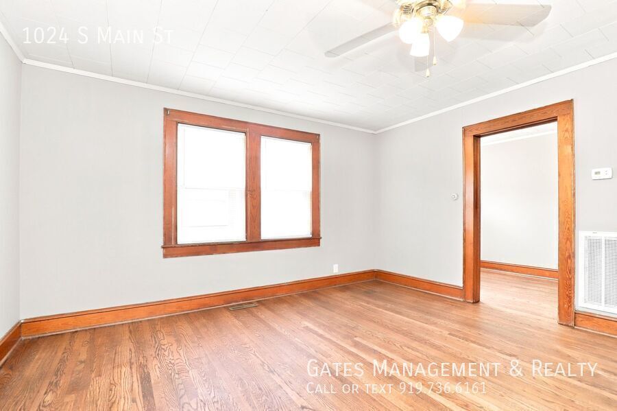 Nicely Updated Home in the Heart of Burlington property image
