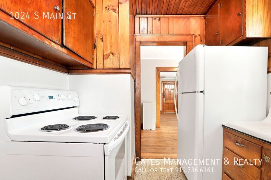 Nicely Updated Home in the Heart of Burlington property image