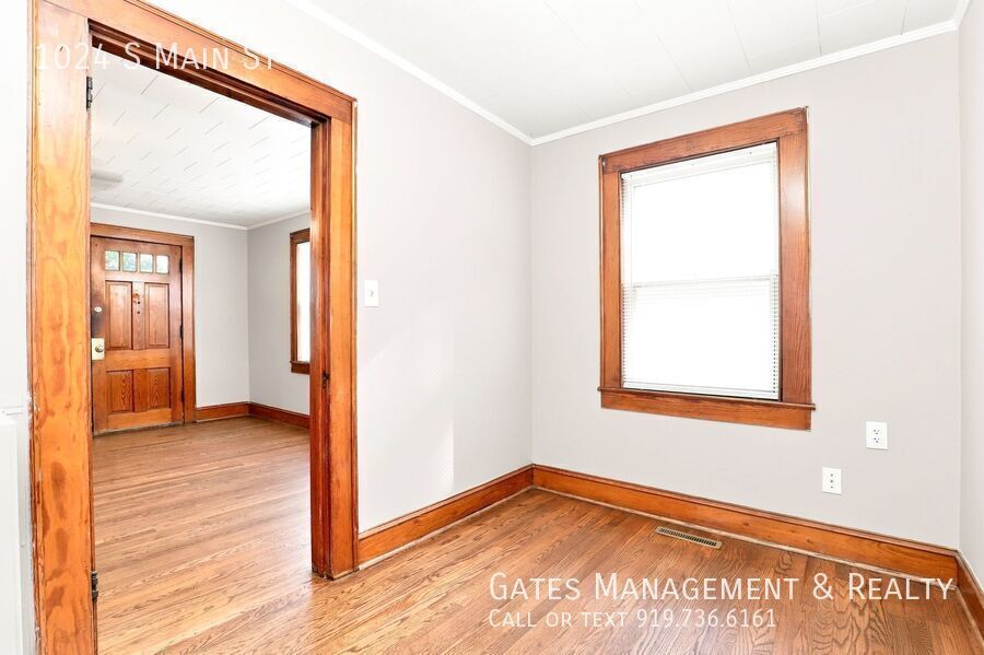 Nicely Updated Home in the Heart of Burlington property image