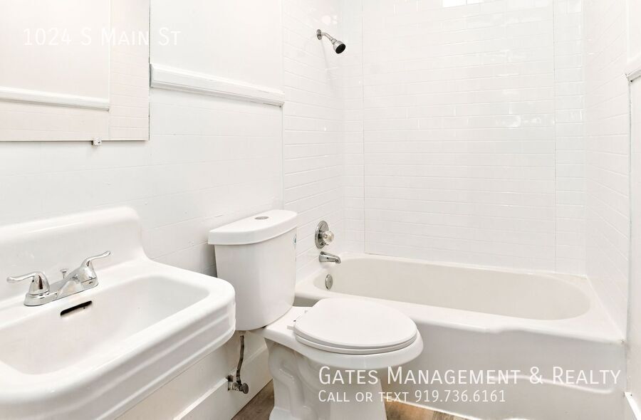 Nicely Updated Home in the Heart of Burlington property image