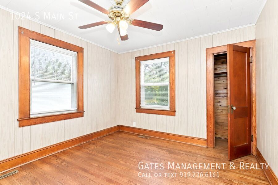 Nicely Updated Home in the Heart of Burlington property image